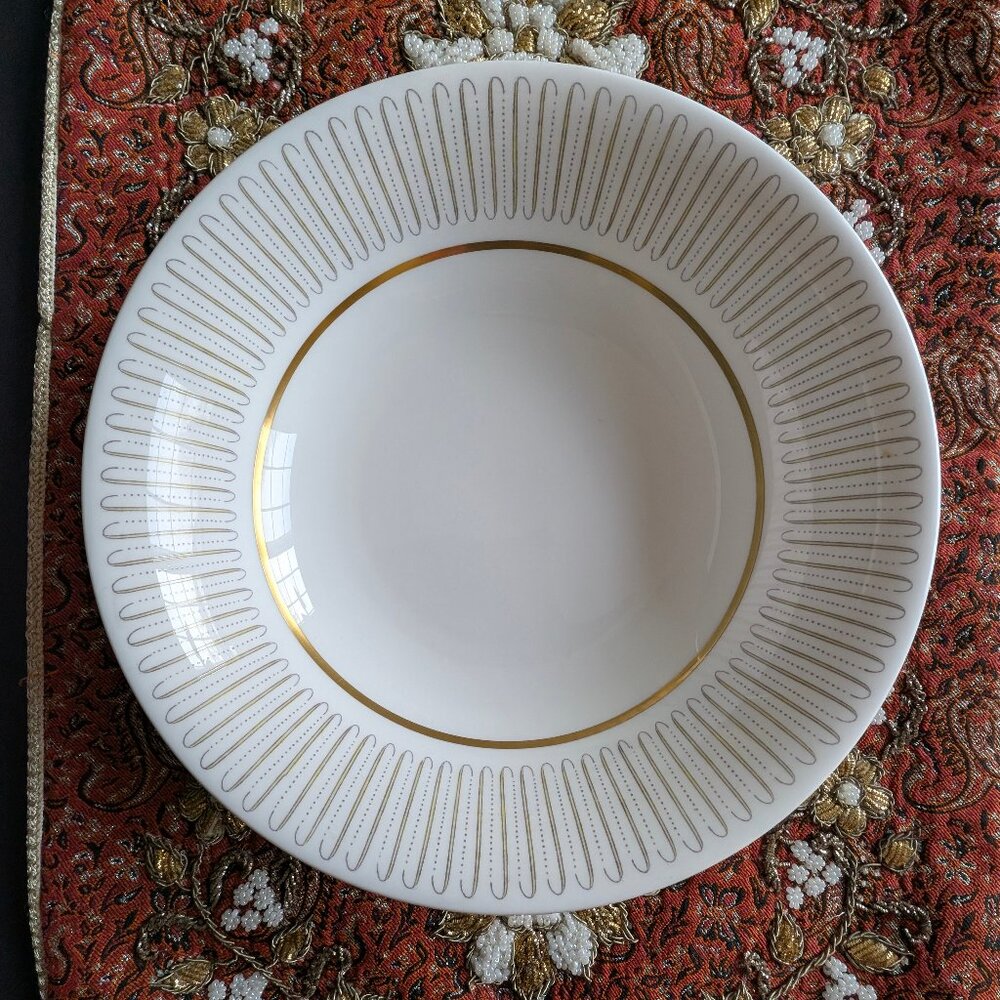 Royal Albert "Capri" Round Vegetable Bowl 9.25"